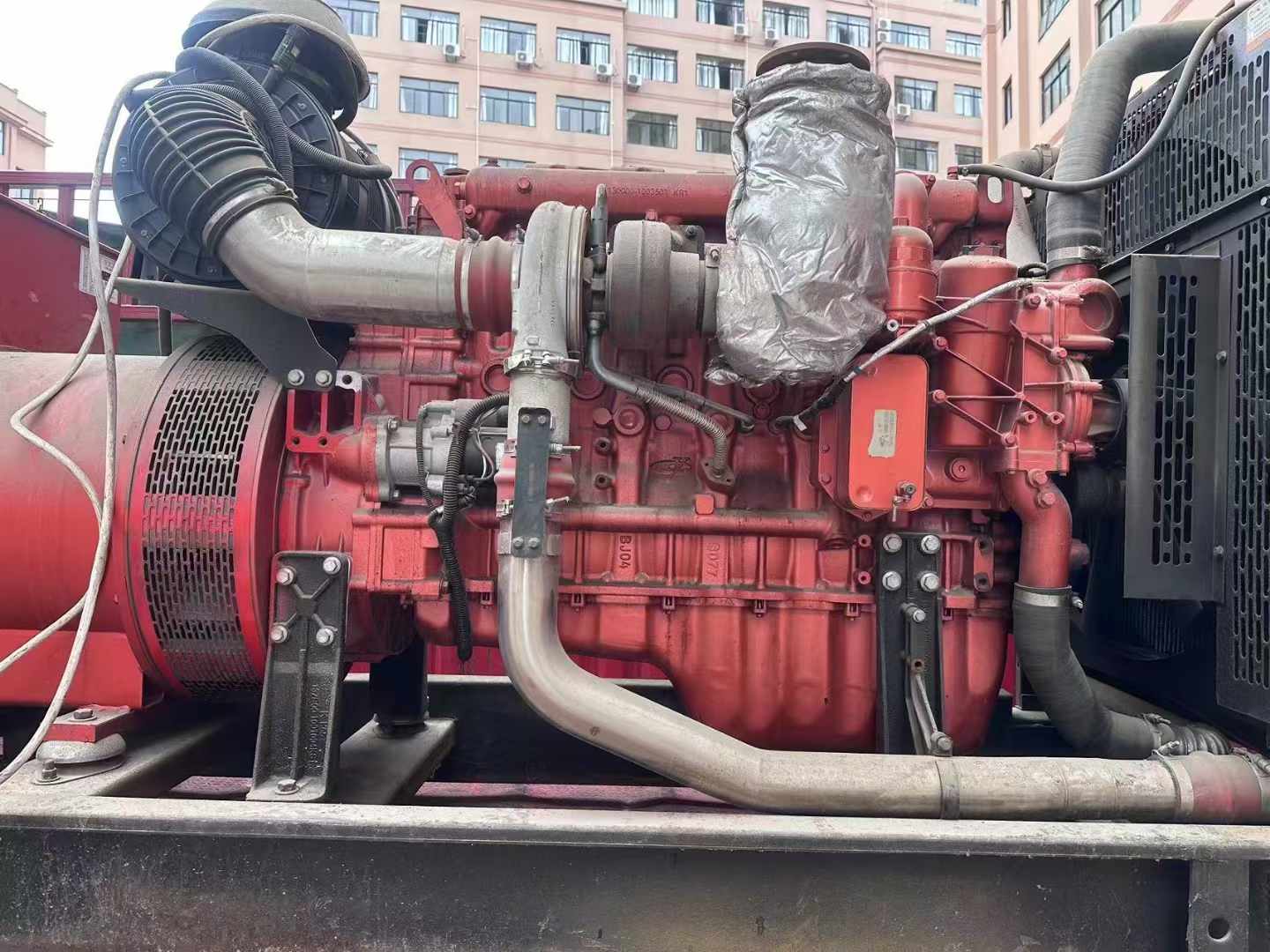 惠城如何选择适合 600kW 柴油发电机组的过载保护器？
